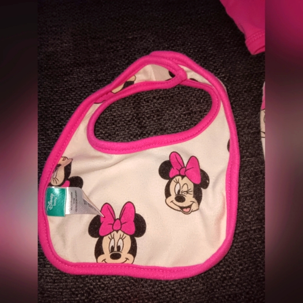 Minnie Mouse Matching Set. - Picture 6 of 7